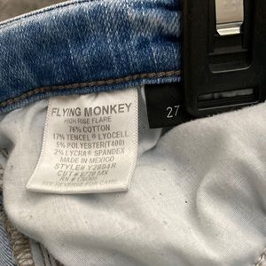 Buckle, Flying Monkey, size 27